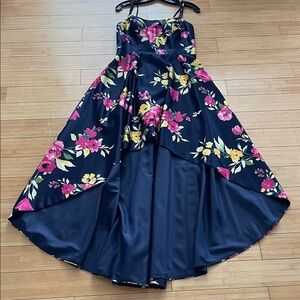 Women Size 8 Xscape Navy Floral High Low Evening Formal Party Dress Worn Once